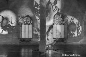 Christian Boltanski lleva concitando sus luces espectrales desde mediados de los ochenta/ Photo Credits: Stephan Müller