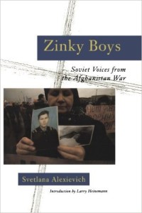 En "Los chicos de zinc", Sveltana Alexiévich se acercó a las madres de los soldados rusos que combatieron en Afganistán